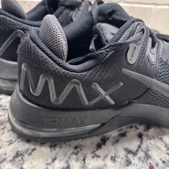 Size 8- Nike Air Max Alpha Trainer 4 Black - Picture 5 of 9